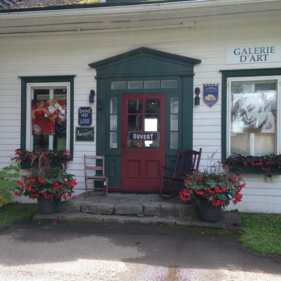 Auberge Les Blancs Moutons Saint-Laurent-de-l'ile d'Orleans Exteriör bild